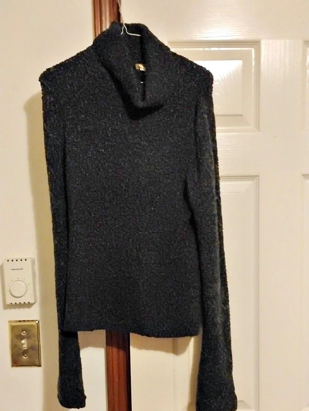 Black Gray Specks Long Sleeve Top Like New